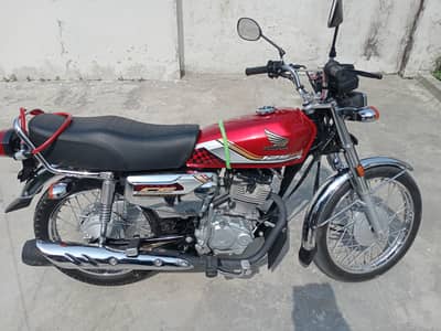 Honda CG 125S 2026 sliver