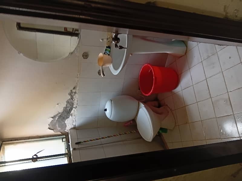 Upper Portion 2 Bedroom 4
