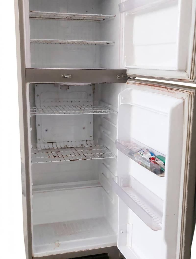 full size refrigerator 1