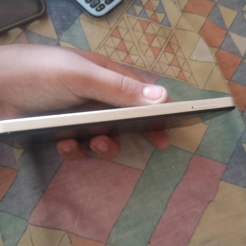 Tecno Spark Go 1