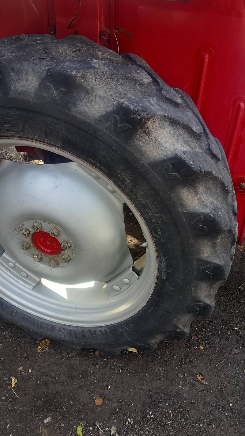 Messy tractor 240 for sale 6