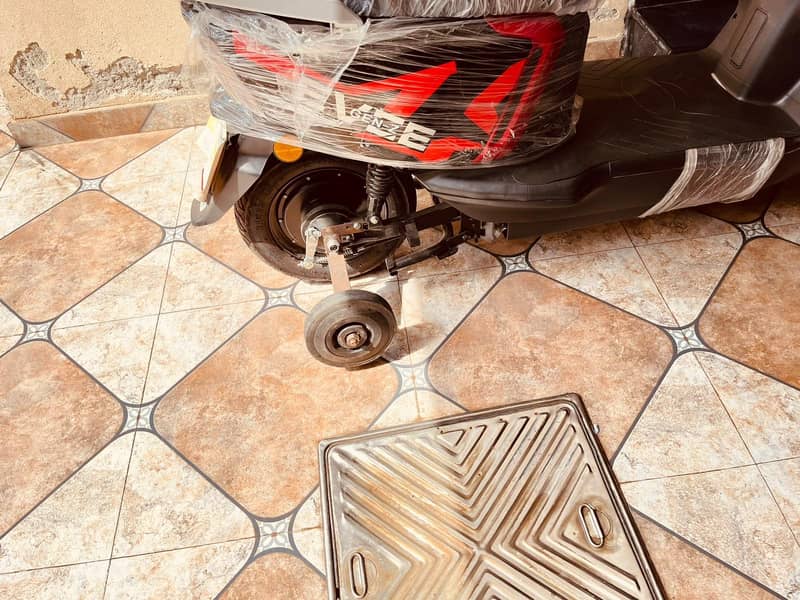 Training Wheel, Supporting Wheel 0