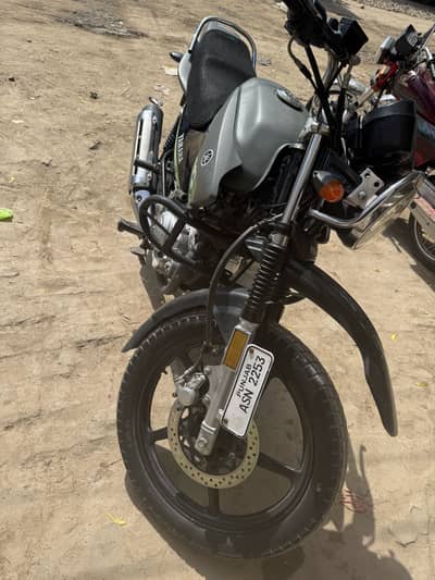 YBR 125 G