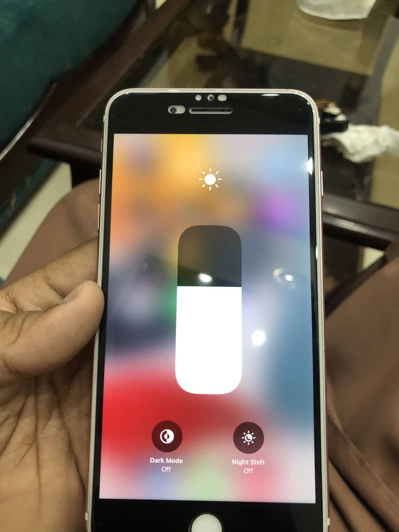 Apple iPhone 7 Plus 1