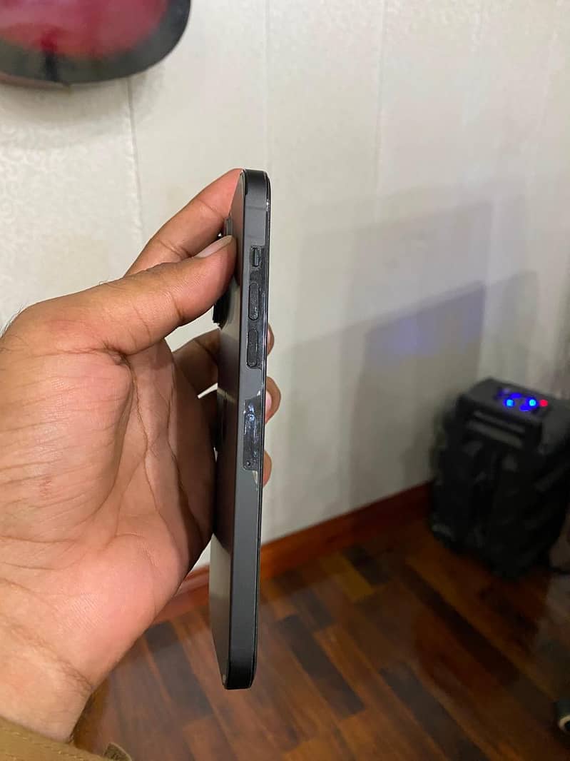Apple iPhone 14 Pro Max 2