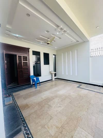 8 MARLA LUXURY HOUSE FOR SALE IN FAISAL TOWN BLOCK A