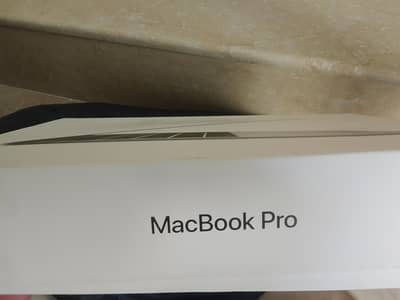 Apple laptop