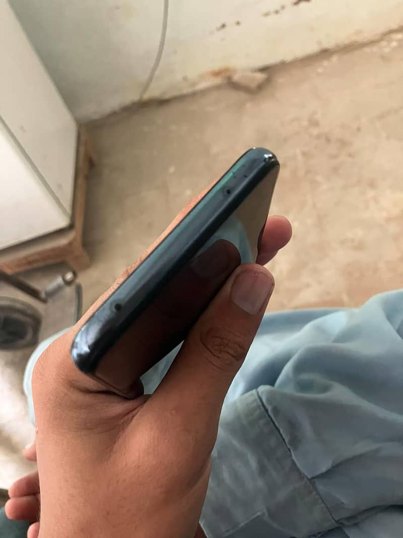 Xiaomi Redmi Note 9S 5