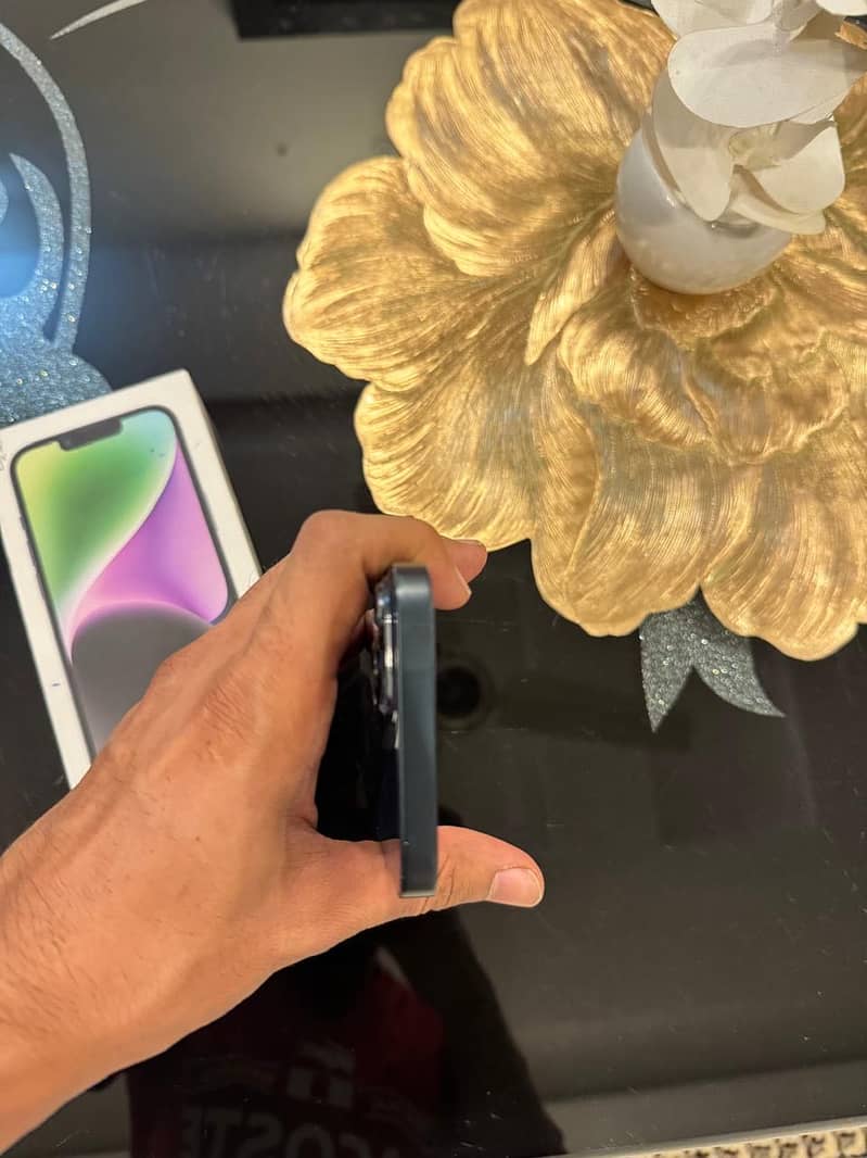 Apple iPhone 14 6