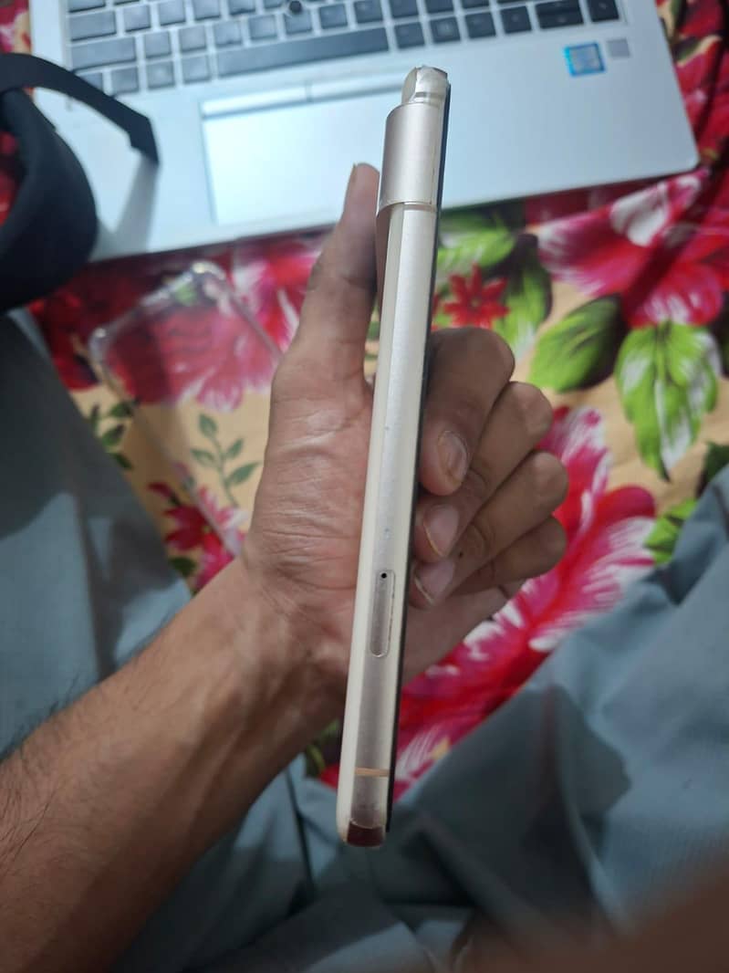 Google Pixel 8 3