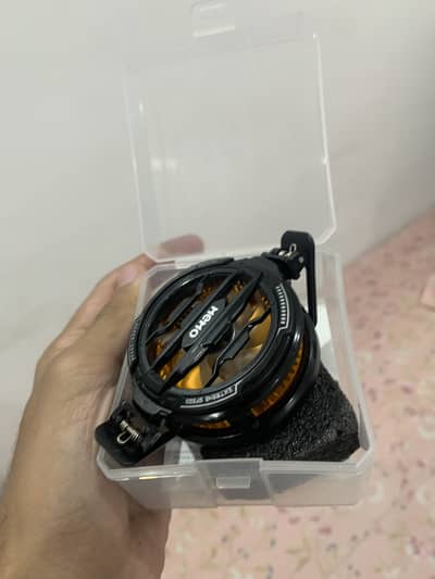 Phone Cooler and Earbuds Pro 2 ( New condition)