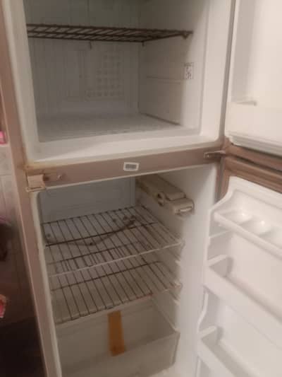 refrigerator Dawlance
