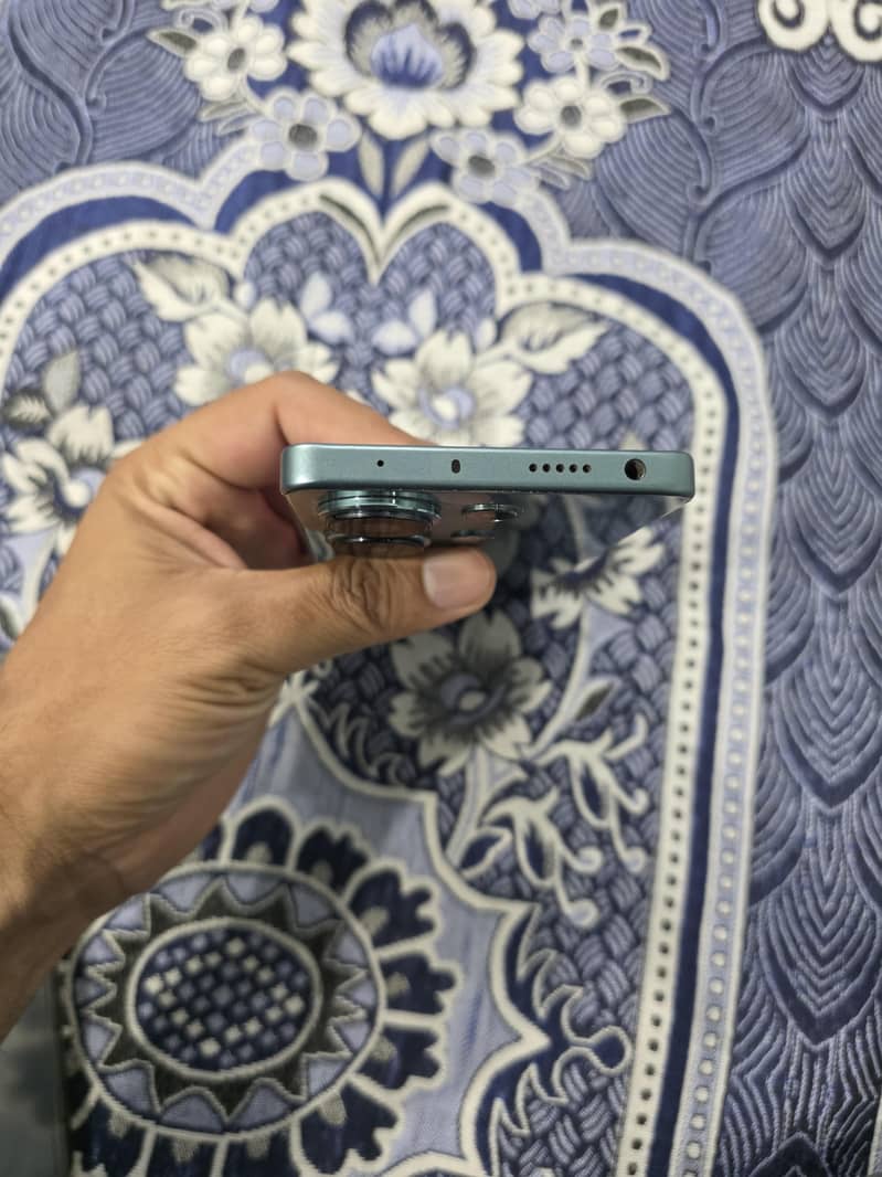 Xiaomi Redmi Note 13 Pro 3