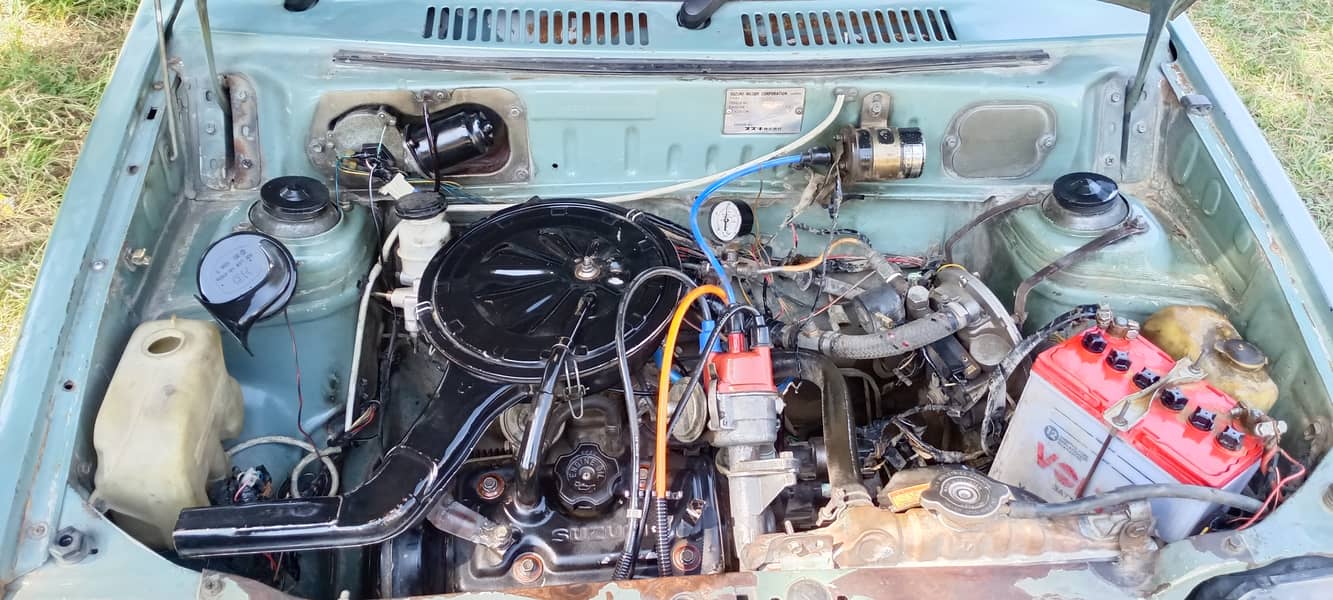 Mehran 2001 model total geniun 5
