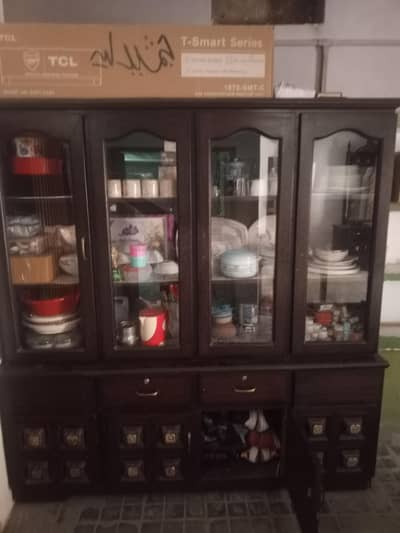 dressing table and show case