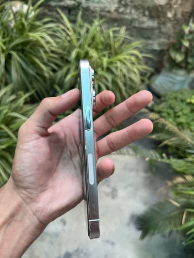 Apple iPhone 14 Pro