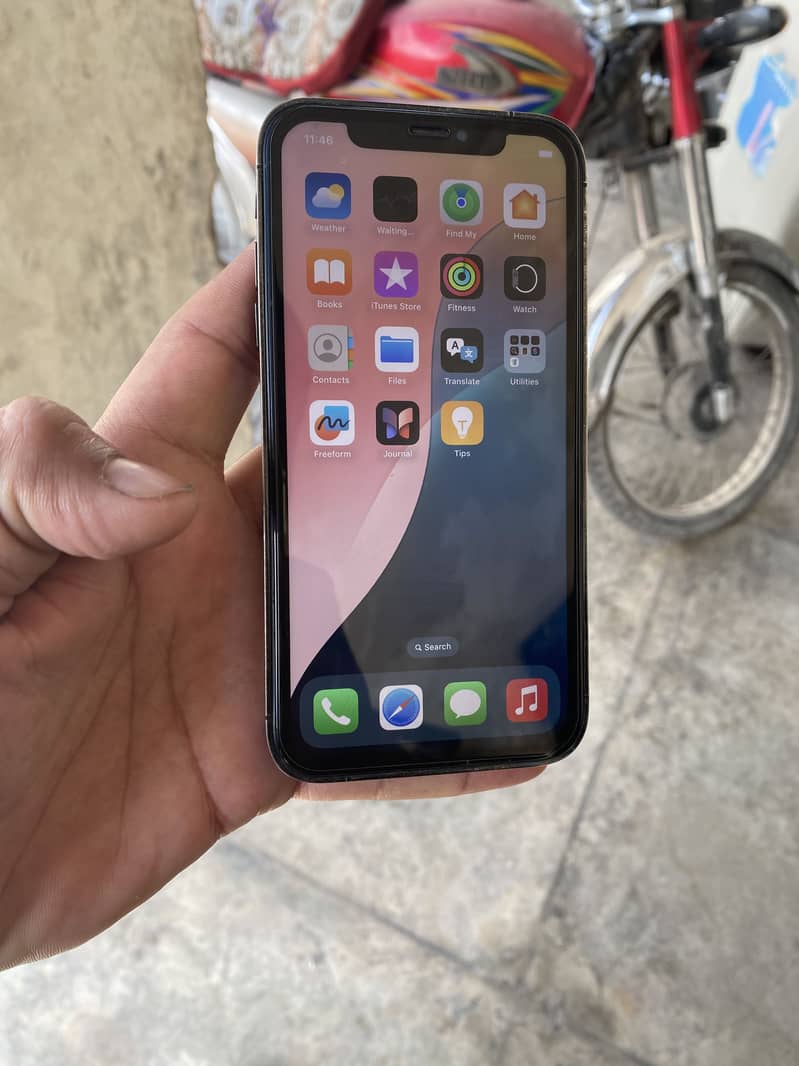 Apple iPhone XR 5