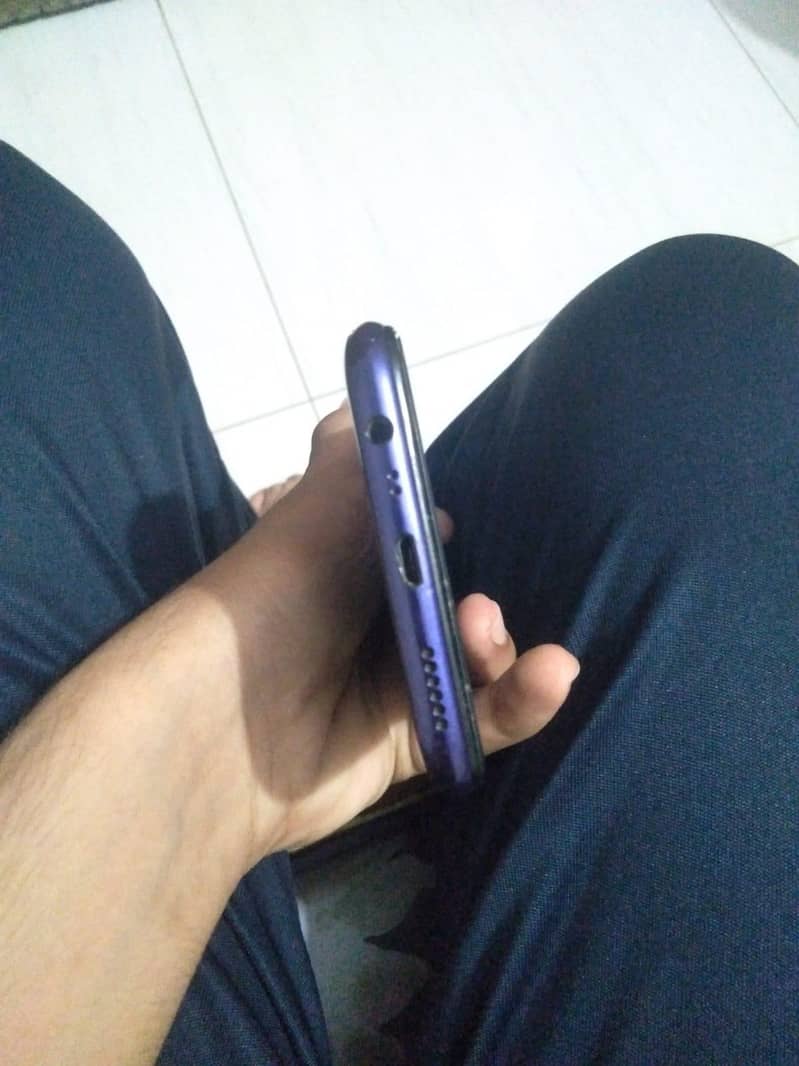 Realme 5 4