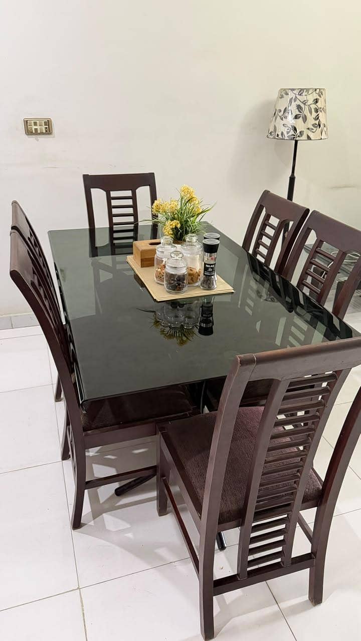 dining table with 6 chairs 1