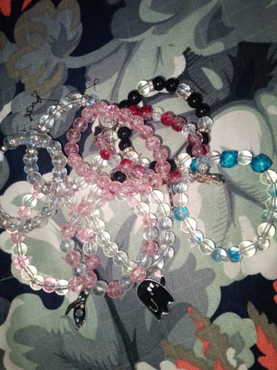 handmade braclets for sale in i-10 each bracelet 100 rupees