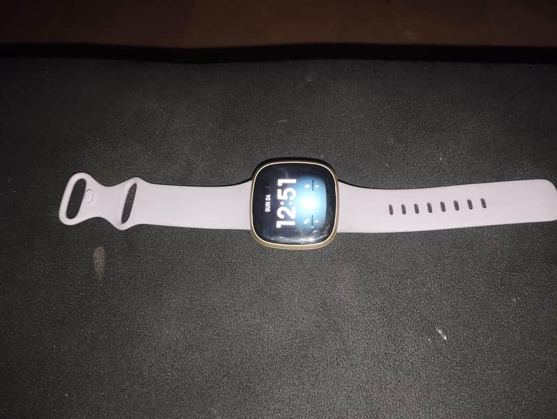 Google fitbit versa 3 2