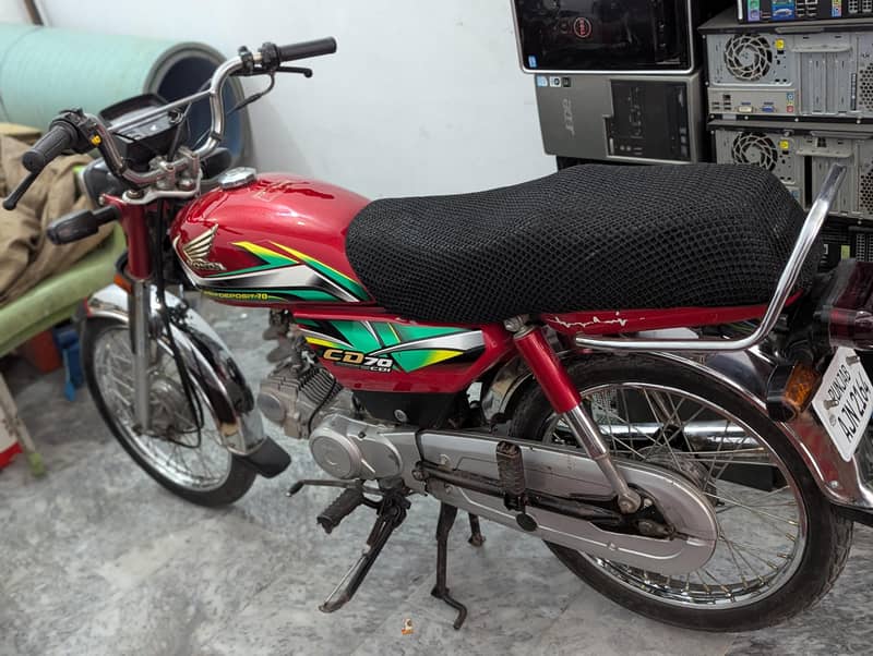 2022 model One hand use 10