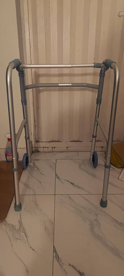 walker almost new