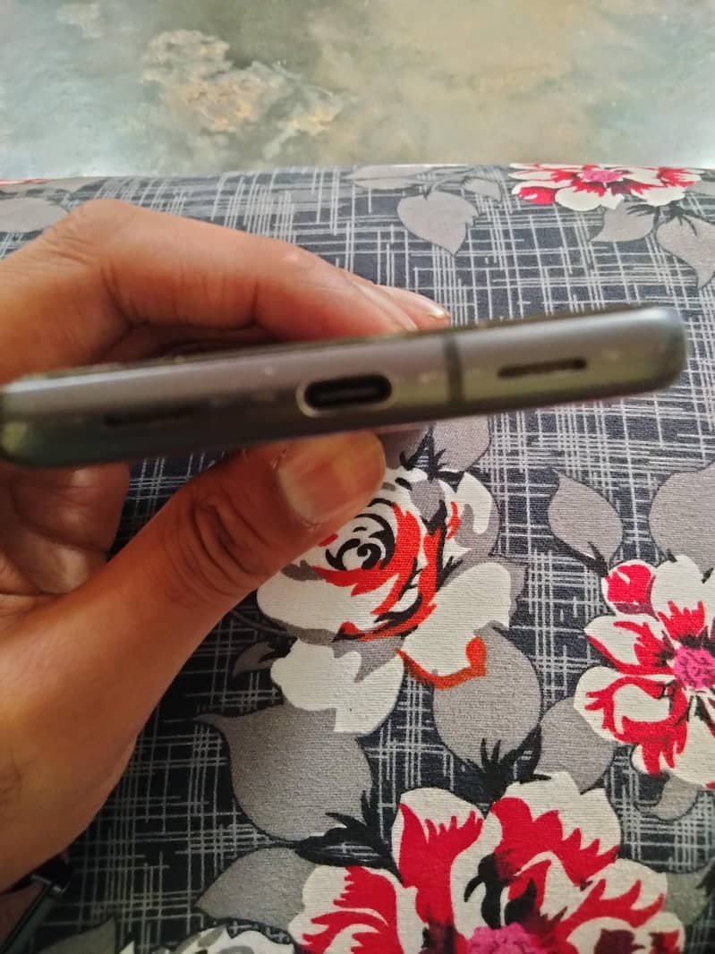 Google Pixel 7a 3