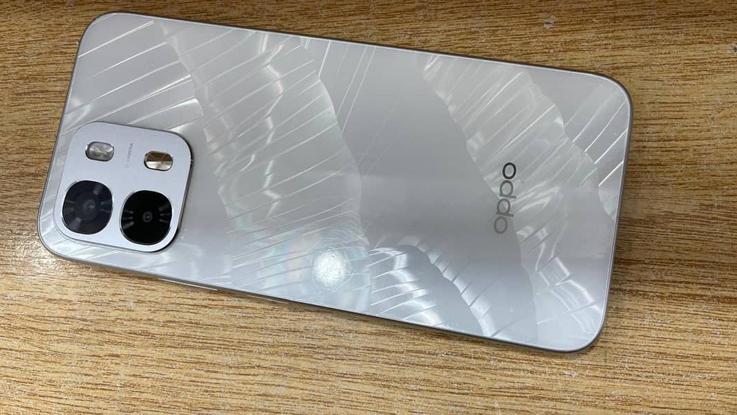 OPPO A6s 0