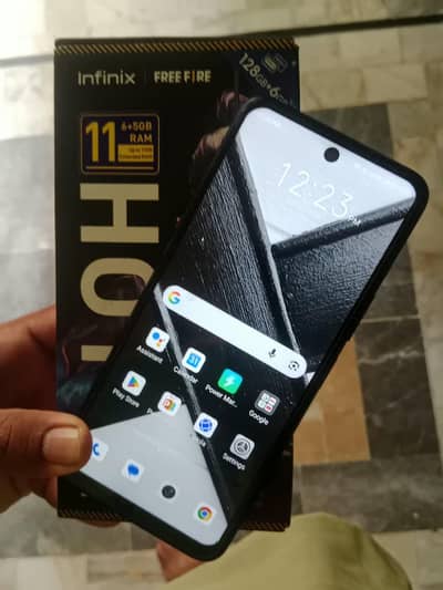 Infinix Hot 12