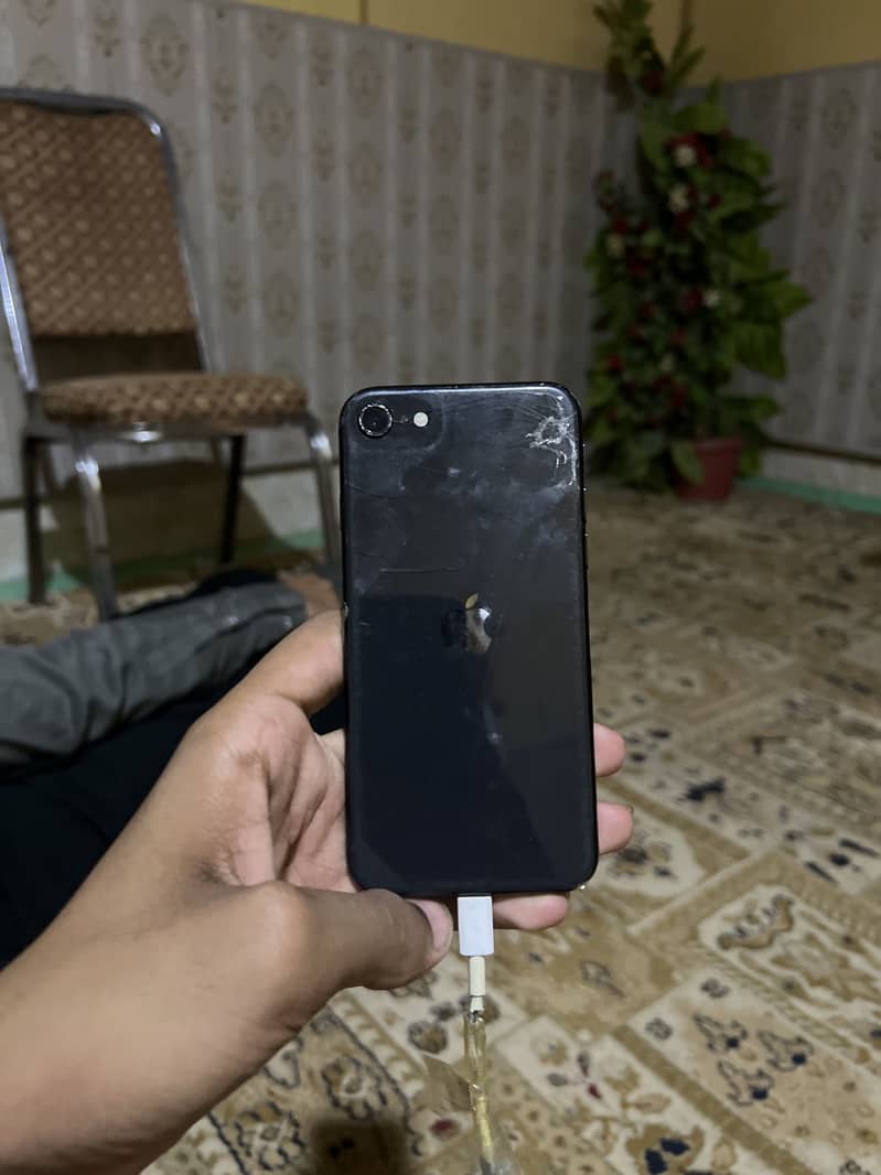 Apple iPhone SE 0