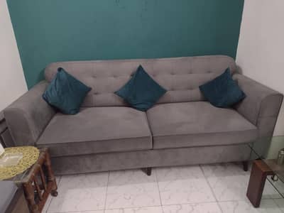 5 Seater Sofa Set New Condition for Sale