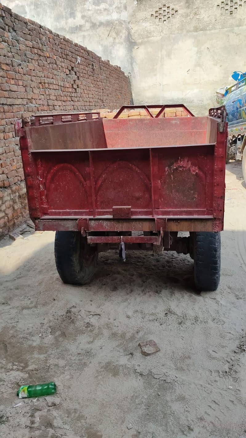 Tractor Trolley 1