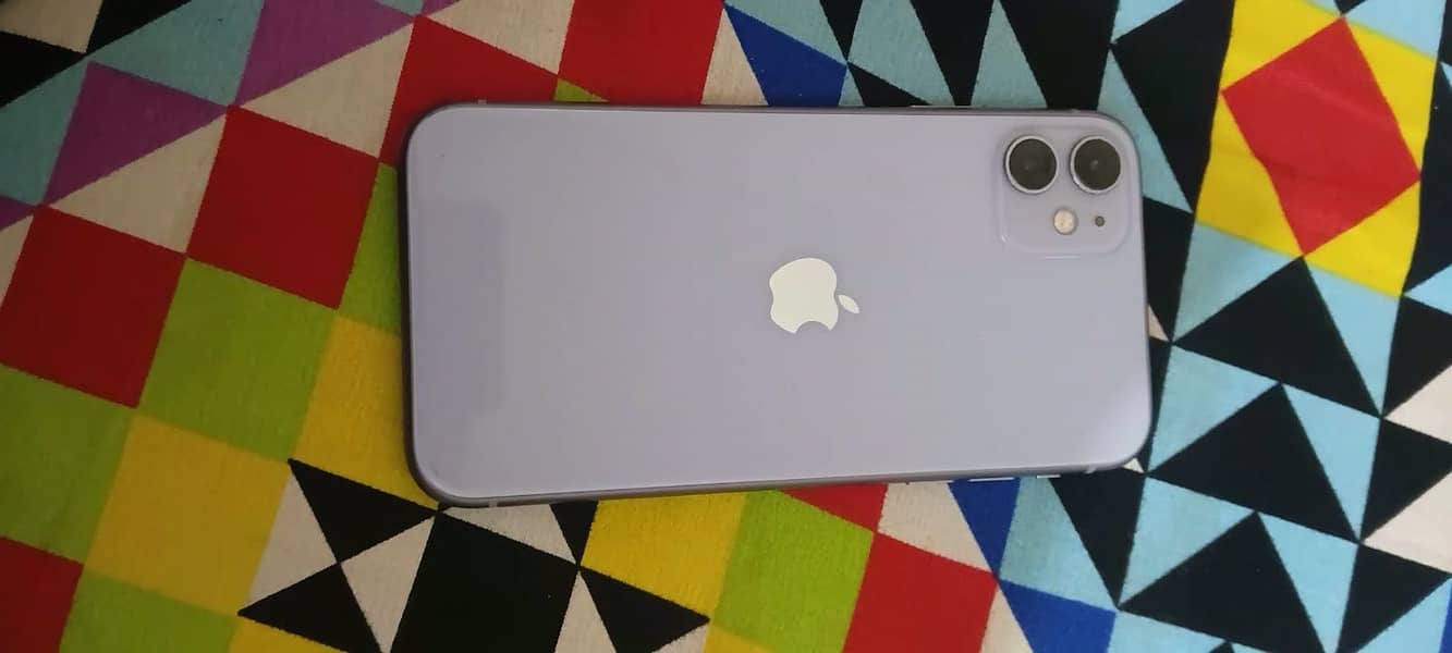 Apple iPhone 11 0