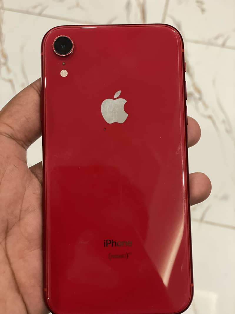Apple iPhone XR 4