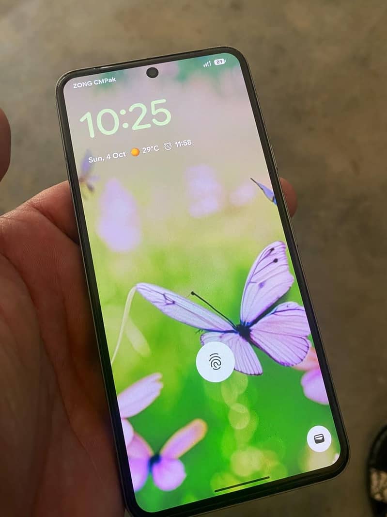 Google Pixel 8 5