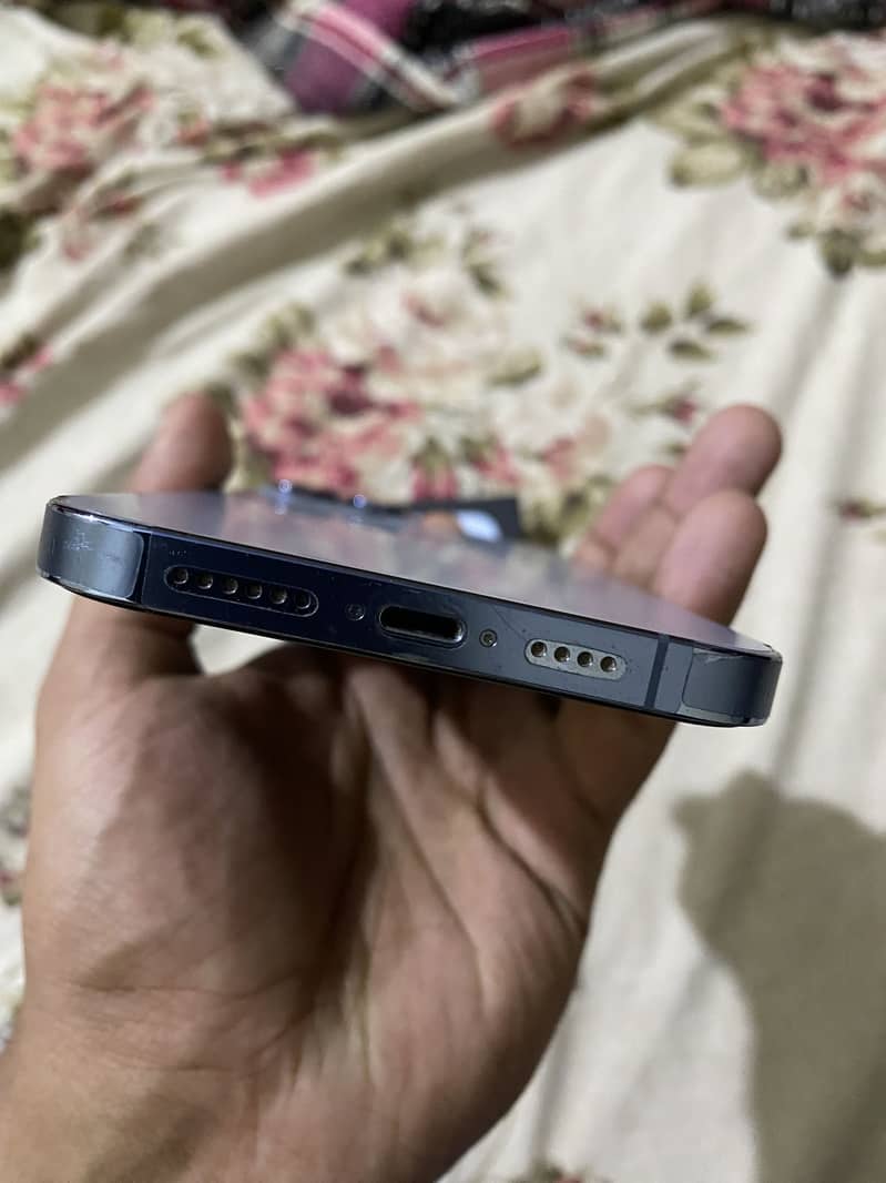 Apple iPhone 13 Pro Max 5
