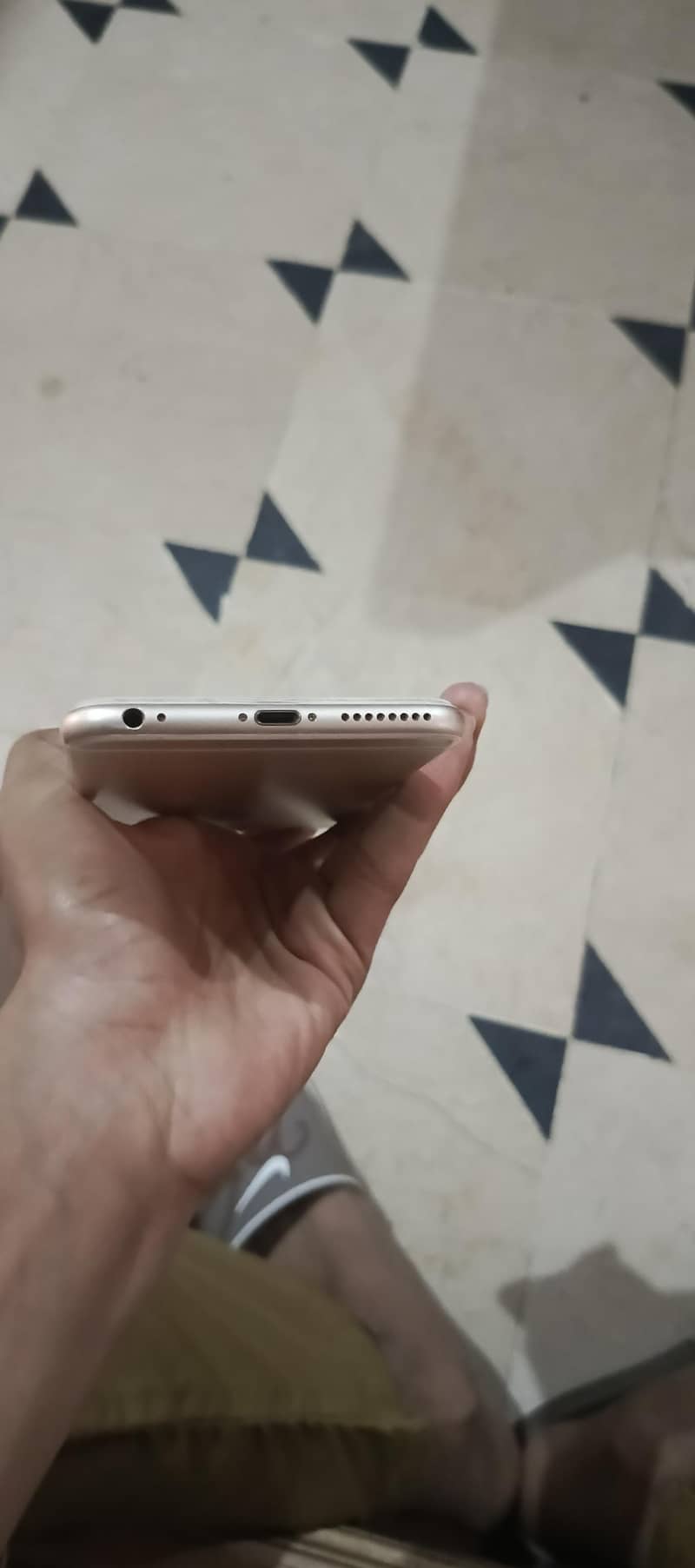 Apple iPhone 6S Plus 2