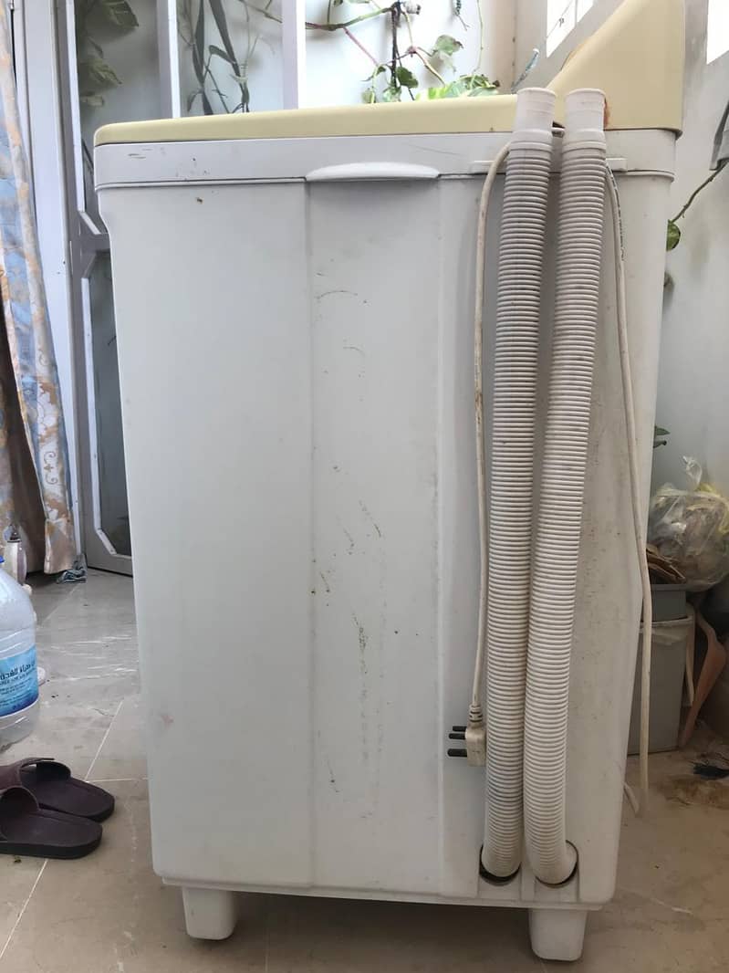 Dawlance washing machine 2
