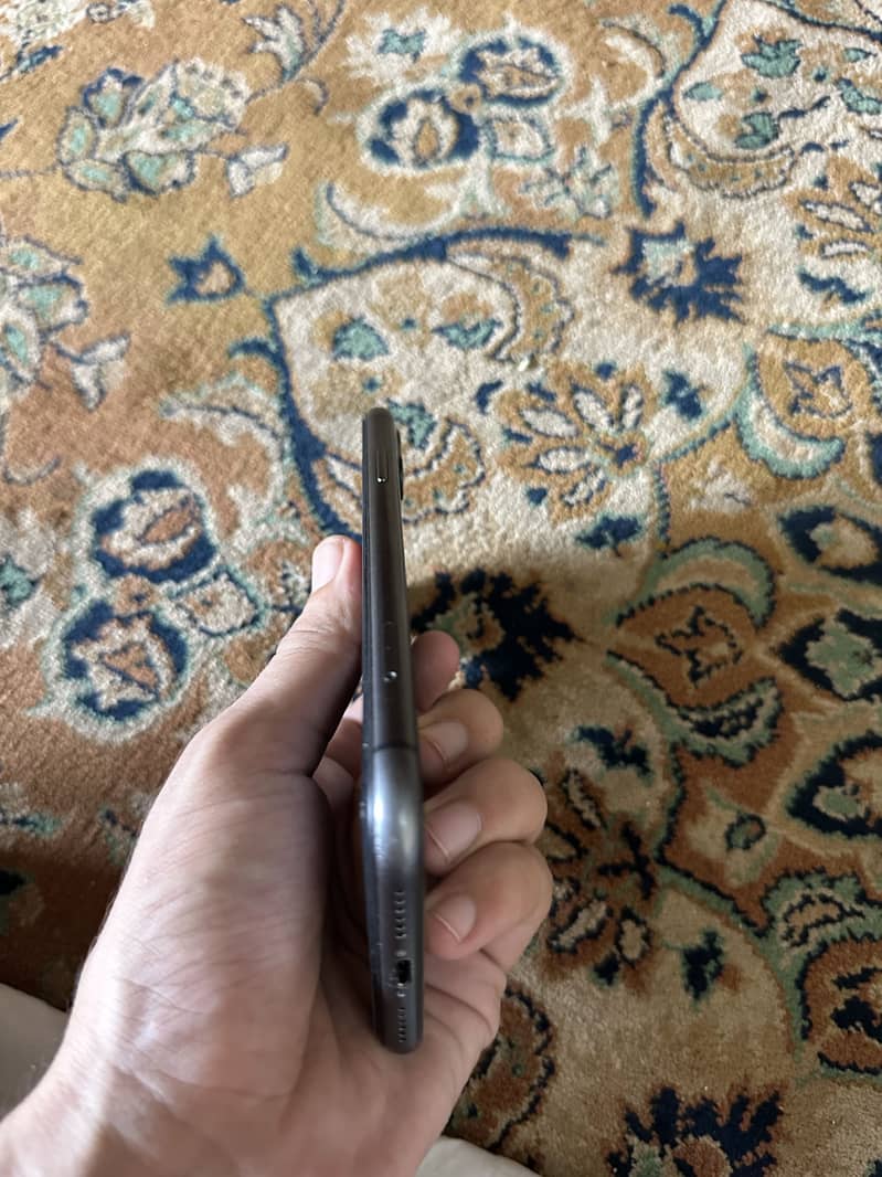 Apple iPhone 11 2