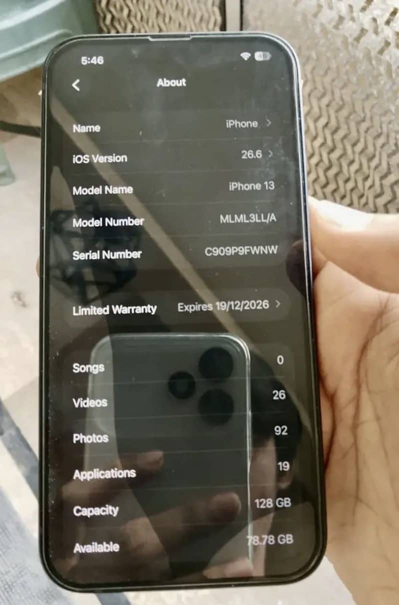 Apple iPhone 13 1