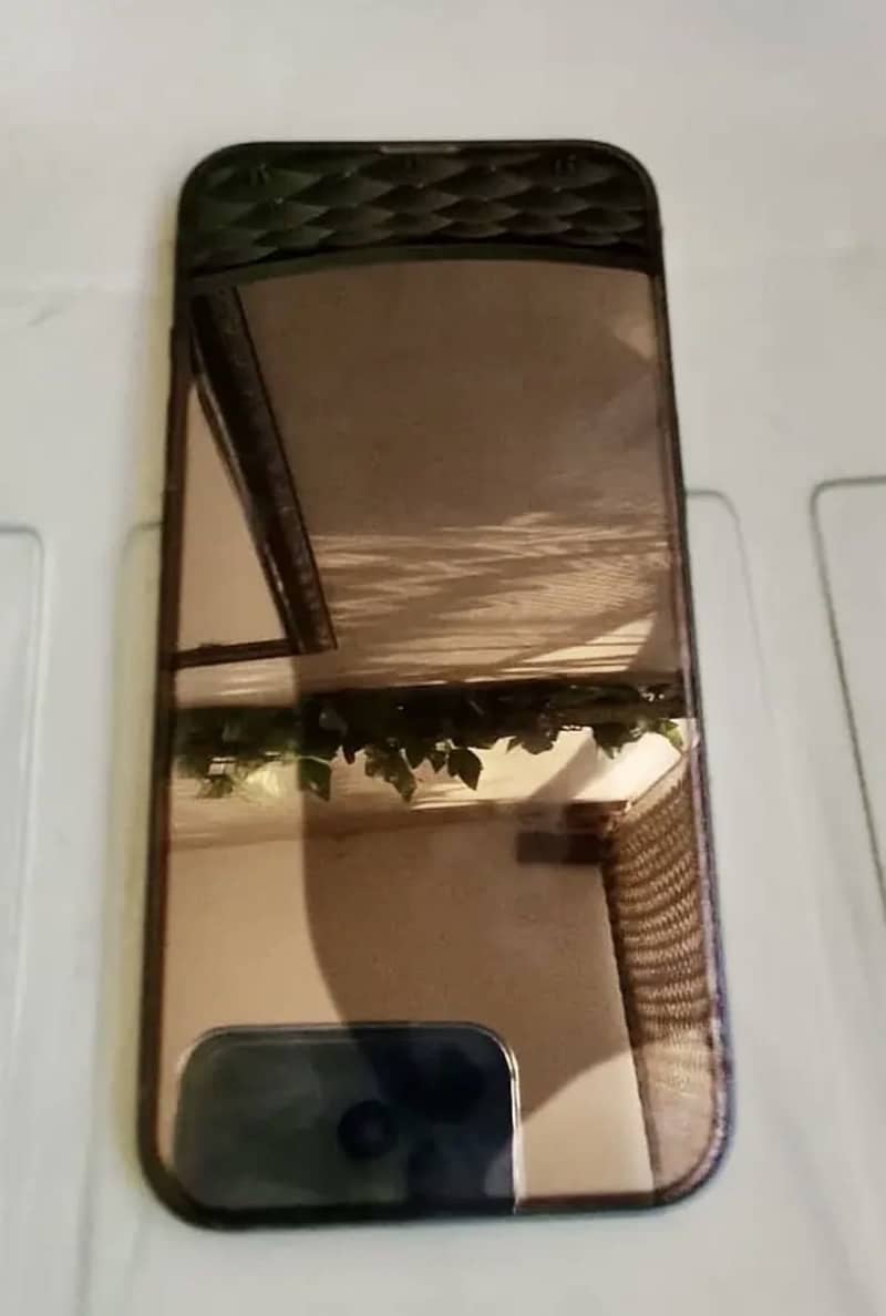 Apple iPhone 13 3