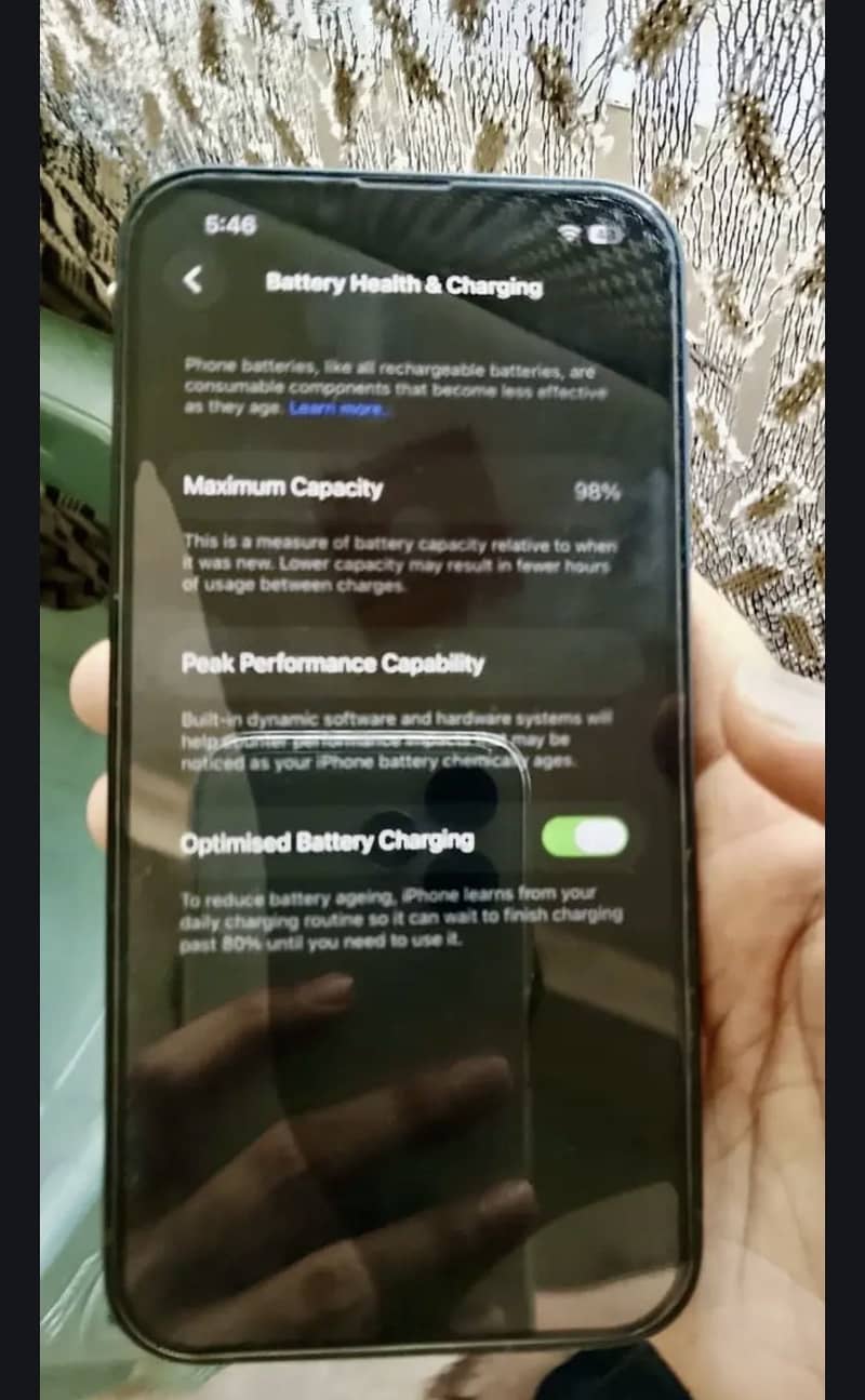 Apple iPhone 13 4