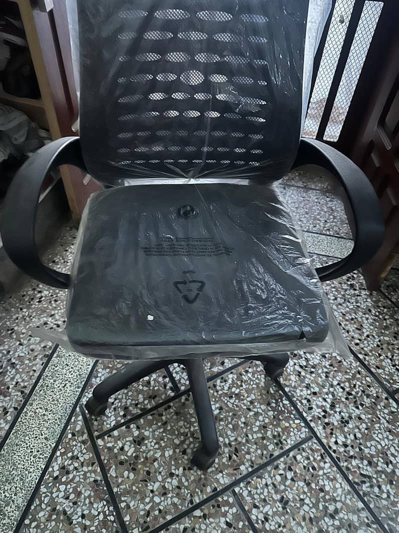 Rotating Computer/Office Chair 0