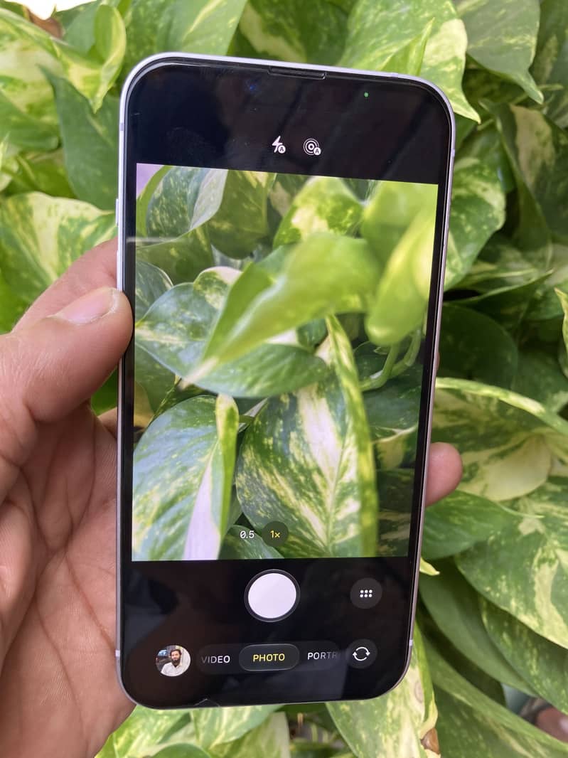 Apple iPhone 14 4