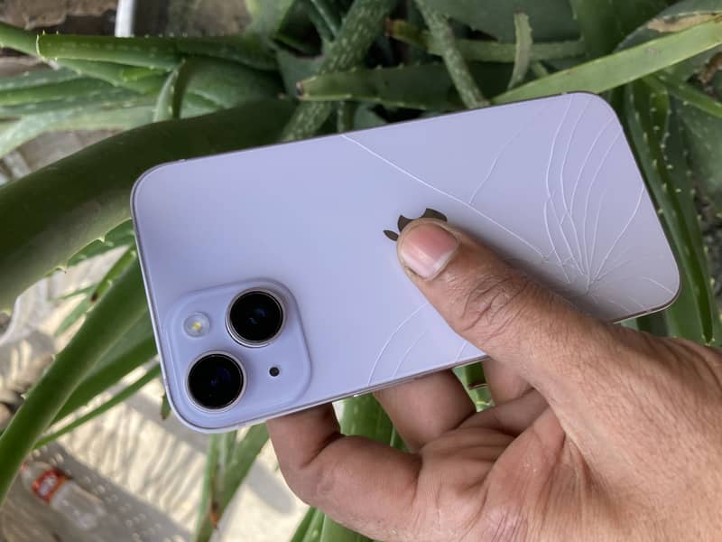 Apple iPhone 14 10