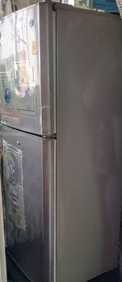 Used PEL Medium Size Refrigerator for Sale