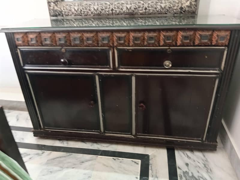 2. side tables and dressing 3