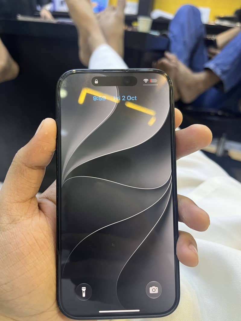 IPHONE 15 JV 3