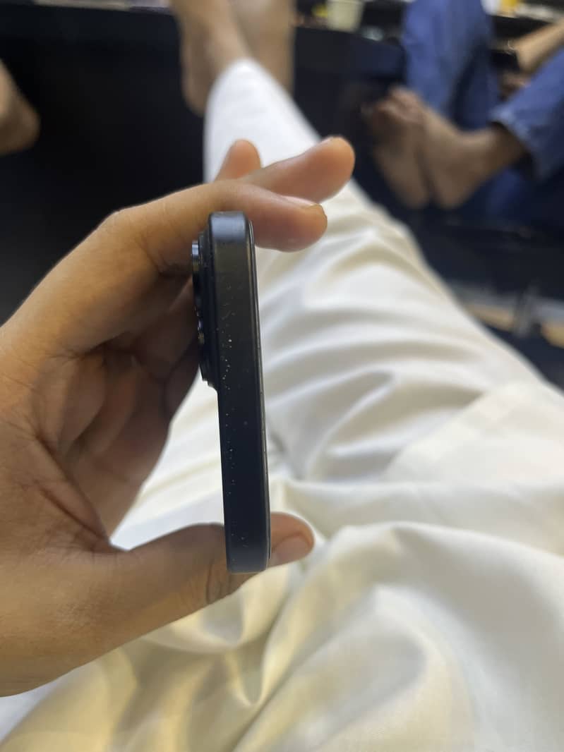 IPHONE 15 JV 5